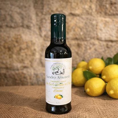 Immagine di Olio Extra Vergine di oliva aromatizzato al Limone